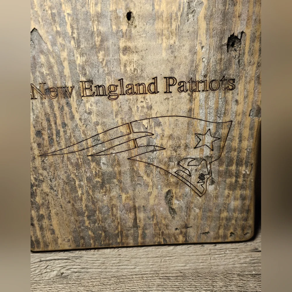 Engraved New England Patriots Wall Mounted Bottle Opener NWT‎